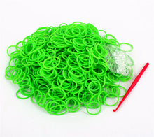 Load image into Gallery viewer, 600pcs 19 Color Loom Rubber Bands for Christmas Day Gift Refill Kit with 25pc S Clips 1 Hook for Weaving Creativity Bracelet Toy
