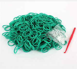 600pcs 19 Color Loom Rubber Bands for Christmas Day Gift Refill Kit with 25pc S Clips 1 Hook for Weaving Creativity Bracelet Toy